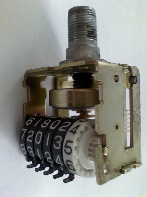 DC120222003.jpg