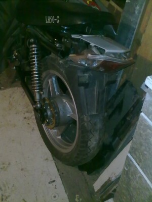 20032010030.jpg